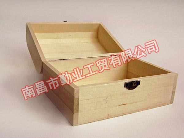 儲物木箱